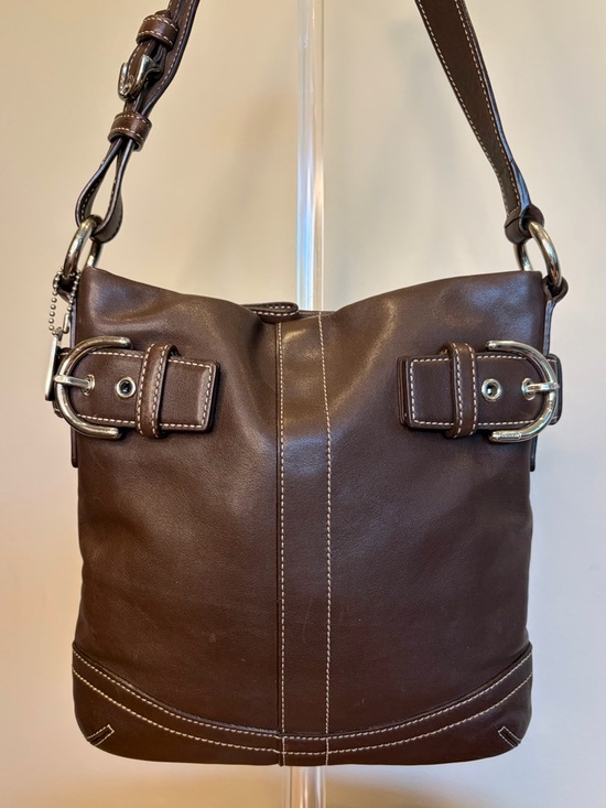 Coach Handbags - Vintage COACH Soho Slim Duffel Dark Brown Leather Shoulder Purse 1453 EUC